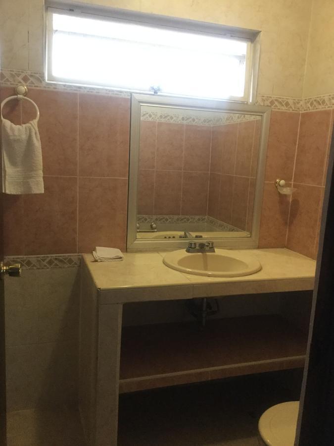 Suites El Retiro Tuxtla Gutiérrez Esterno foto